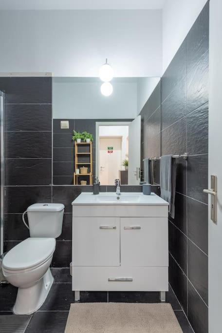 Modern Rustic Apartment In Graca Lissabon Exterior foto
